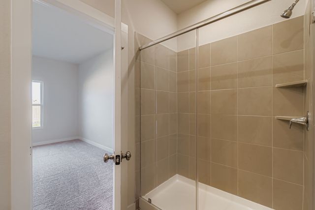 1045 Verde Valley Lane, Crowley, TX 76036