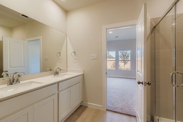 1045 Verde Valley Lane, Crowley, TX 76036