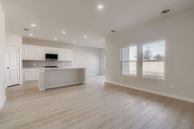 1045 Verde Valley Lane, Crowley, TX 76036