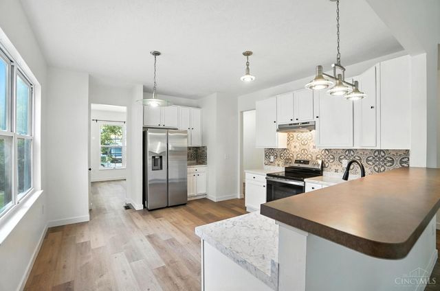 2380 Oaktree Place, Cincinnati, OH 45238