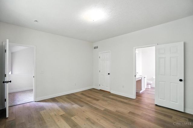 2380 Oaktree Place, Cincinnati, OH 45238