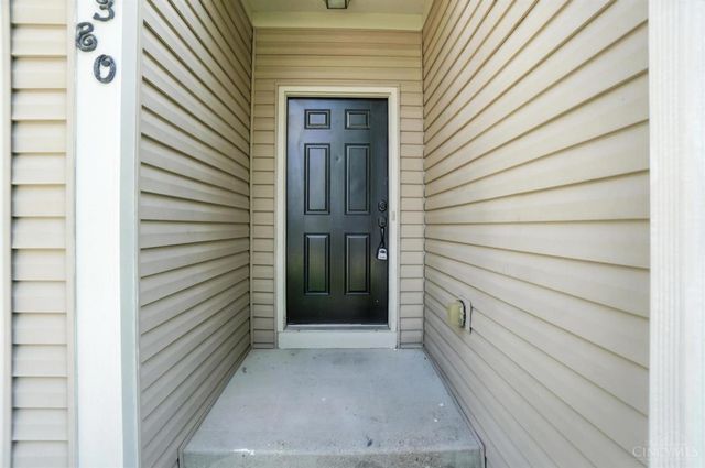 2380 Oaktree Place, Cincinnati, OH 45238