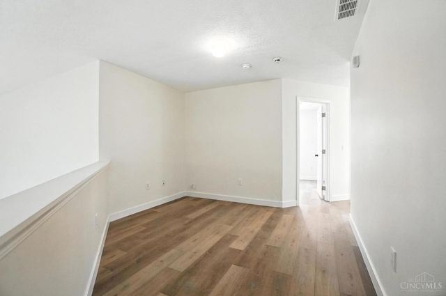 2380 Oaktree Place, Cincinnati, OH 45238