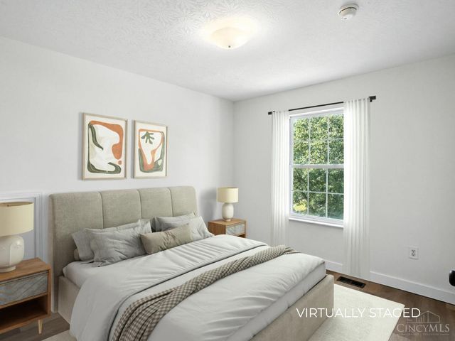 2380 Oaktree Place, Cincinnati, OH 45238