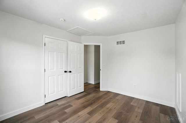 2380 Oaktree Place, Cincinnati, OH 45238