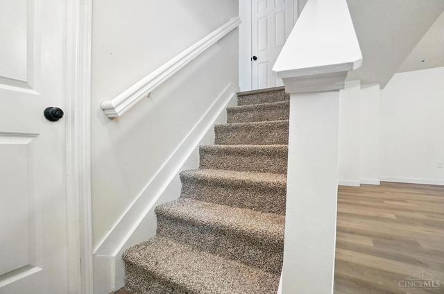 2380 Oaktree Place, Cincinnati, OH 45238