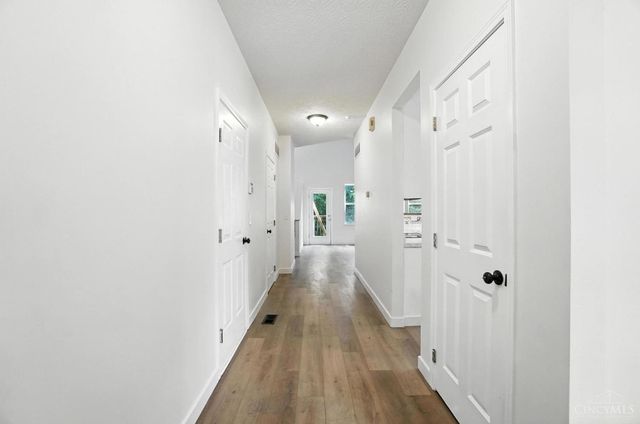 2380 Oaktree Place, Cincinnati, OH 45238