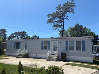 525/B11 Riverleigh Avenue B11, Riverhead, NY 11901