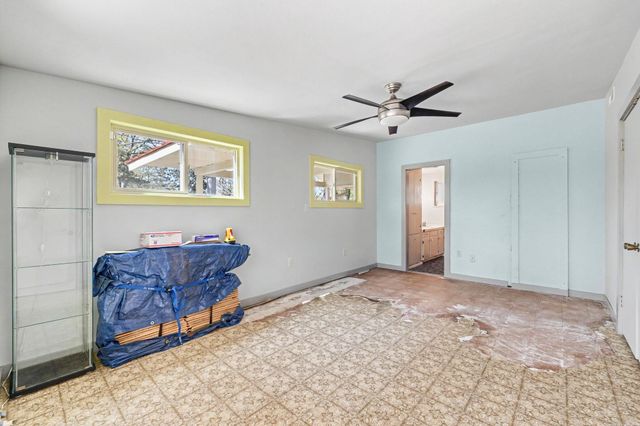 3325 Lakeview Rd, North Little Rock, AR 72116