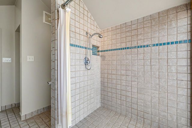 3325 Lakeview Rd, North Little Rock, AR 72116