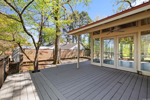 3325 Lakeview Rd, North Little Rock, AR 72116