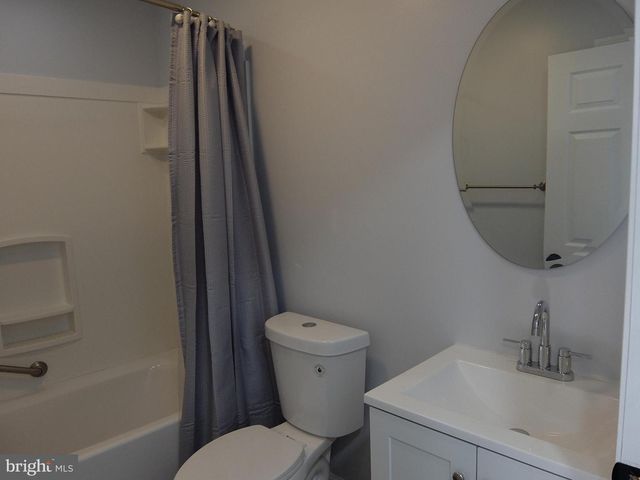 7 POWELL CT, Hightstown, NJ 08520