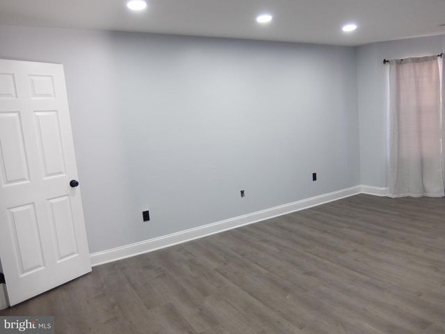 7 POWELL CT, Hightstown, NJ 08520