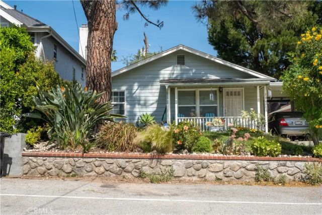 2941 Piedmont, La Crescenta, CA 91214