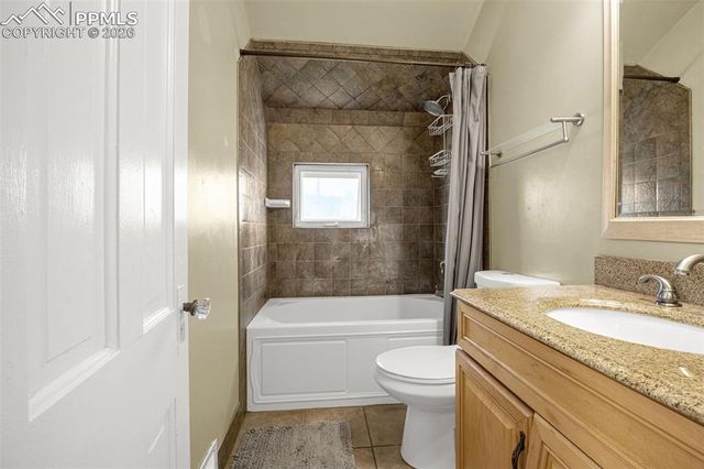 105 Pawnee Avenue, Manitou Springs, CO 80829