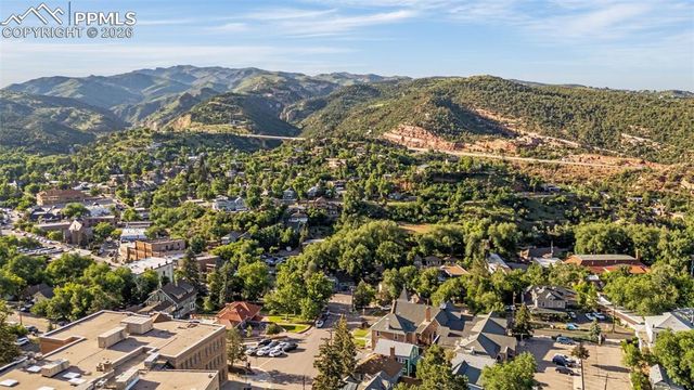 105 Pawnee Avenue, Manitou Springs, CO 80829