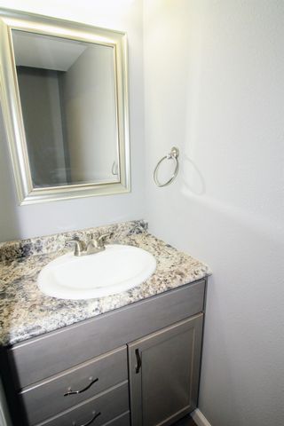 2613 Granite Drive NW, Minot, ND 58703