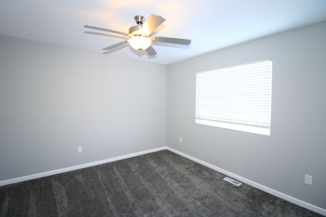 2613 Granite Drive NW, Minot, ND 58703