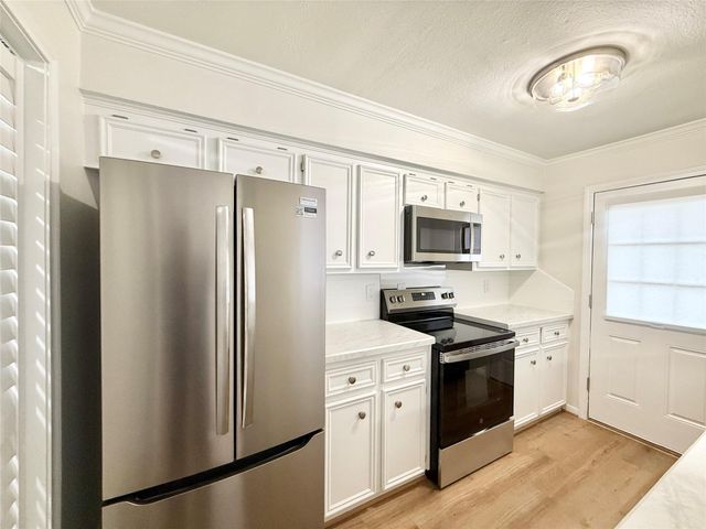 1499 Springrock Lane, Houston, TX 77055