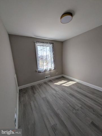 3841 SHANNON DR, Baltimore, MD 21213