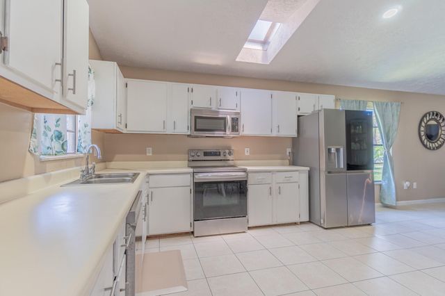 1573 SW Dycus Avenue, Port St. Lucie, Port St Lucie, FL 34953