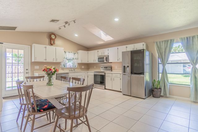1573 SW Dycus Avenue, Port St. Lucie, Port St Lucie, FL 34953