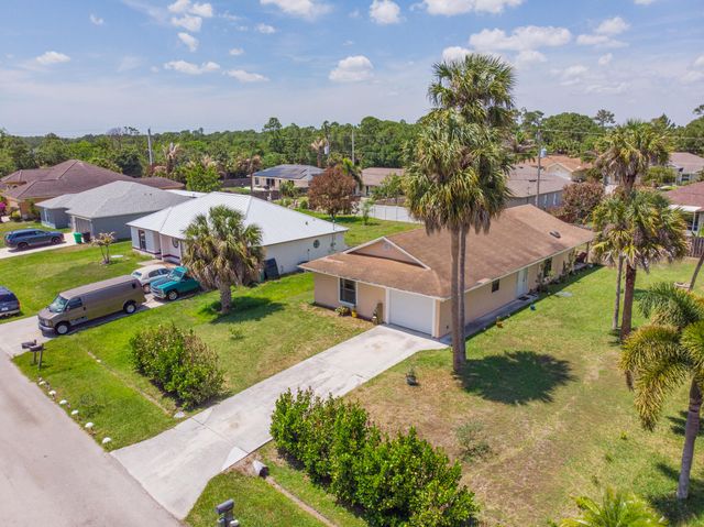 1573 SW Dycus Avenue, Port St. Lucie, Port St Lucie, FL 34953