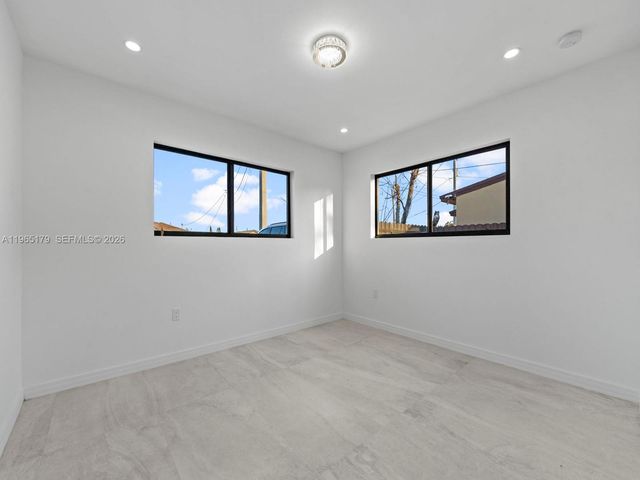 3620 SW 92nd Ave, Miami, FL 33165