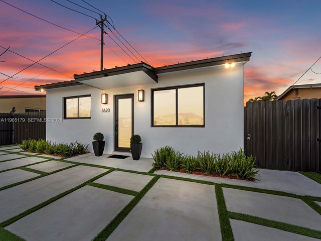 3620 SW 92nd Ave, Miami, FL 33165