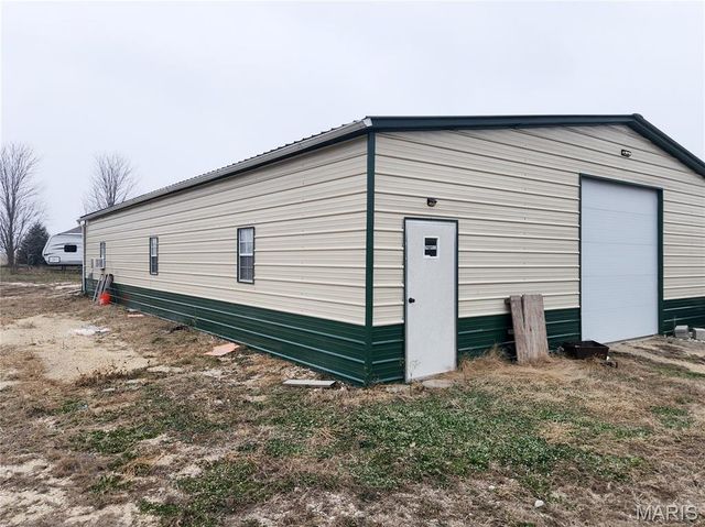 23235 Dalton Road, Warrenton, MO 63383