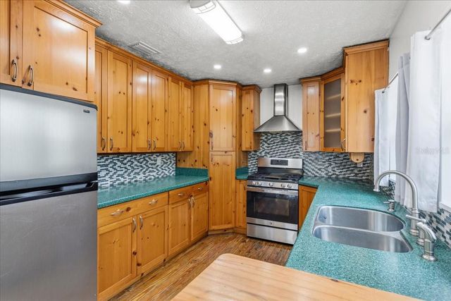 11956 SW 160TH AVENUE, Brooker, FL 32622