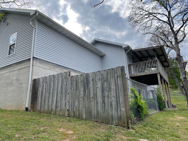 9 Holiday Drive, Kimberling City, MO 65686