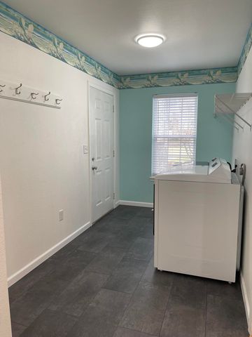 9 Holiday Drive, Kimberling City, MO 65686