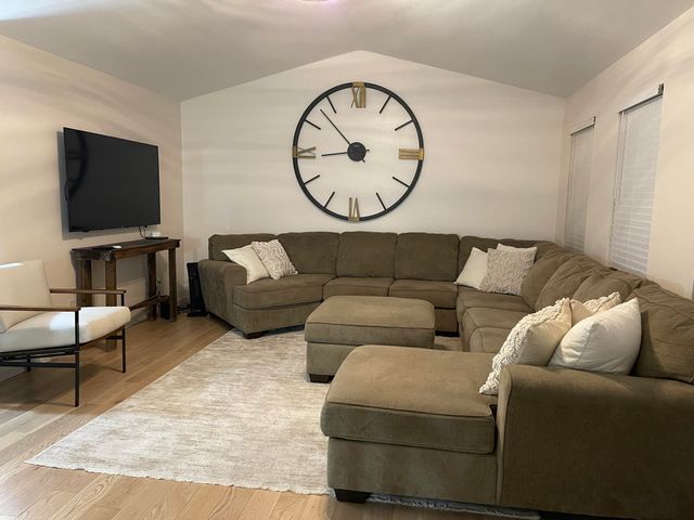 9 Holiday Drive, Kimberling City, MO 65686