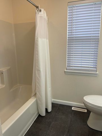 9 Holiday Drive, Kimberling City, MO 65686