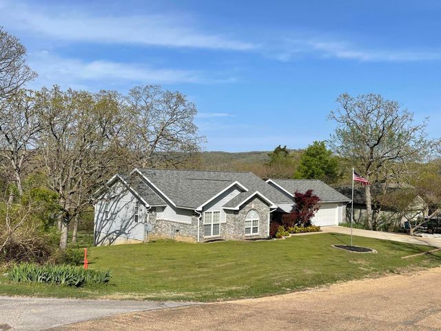 9 Holiday Drive, Kimberling City, MO 65686