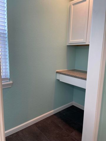 9 Holiday Drive, Kimberling City, MO 65686