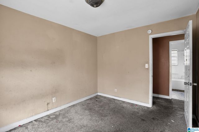 924 LAVERNE STREET, Birmingham, AL 35214