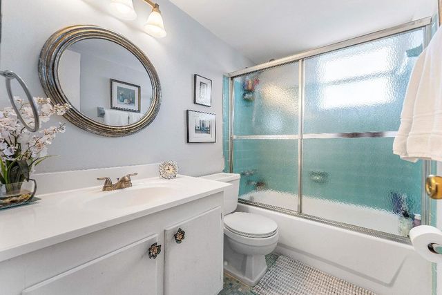 2161 NE 1st Court 205, Boynton Beach, FL 33435