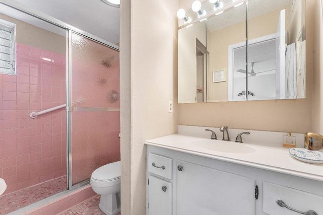 2161 NE 1st Court 205, Boynton Beach, FL 33435