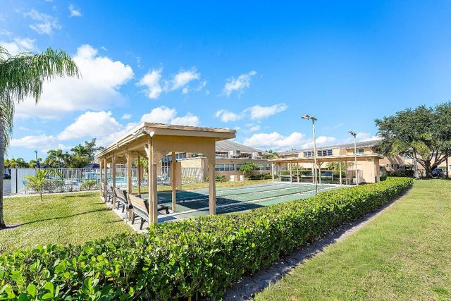 2161 NE 1st Court 205, Boynton Beach, FL 33435