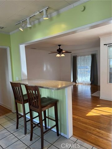 5729 E Wardlow Road, Long Beach, CA 90808