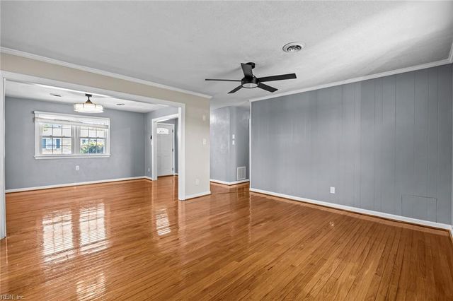 1121 Ginger CRES, Virginia Beach, VA 23453