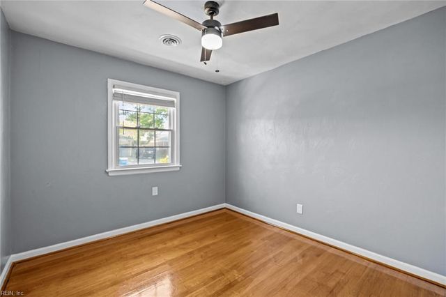 1121 Ginger CRES, Virginia Beach, VA 23453