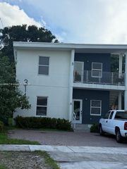 3146 NW 32 TH ST A, Miami, FL 33142