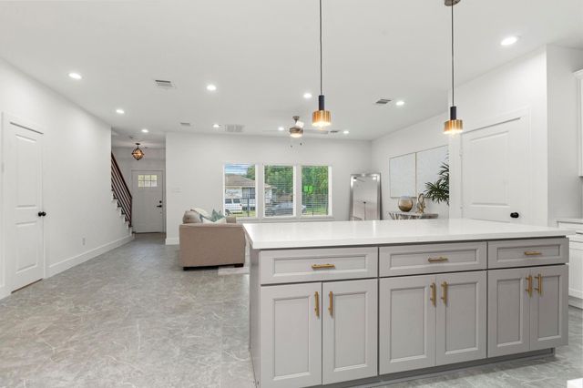 1515 Egypt Street, Houston, TX 77009