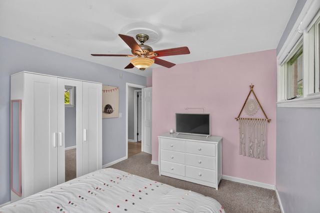 9077 Old Charlotte Pike, Pegram, TN 37143