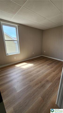 324 Walnut Street, Catasauqua Boro, PA 18032