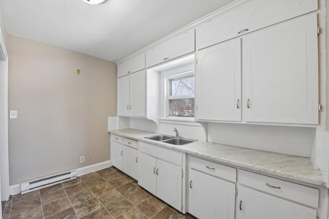 1237 5th Street E, Saint Paul, MN 55106