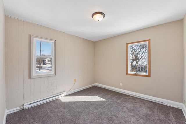 1237 5th Street E, Saint Paul, MN 55106